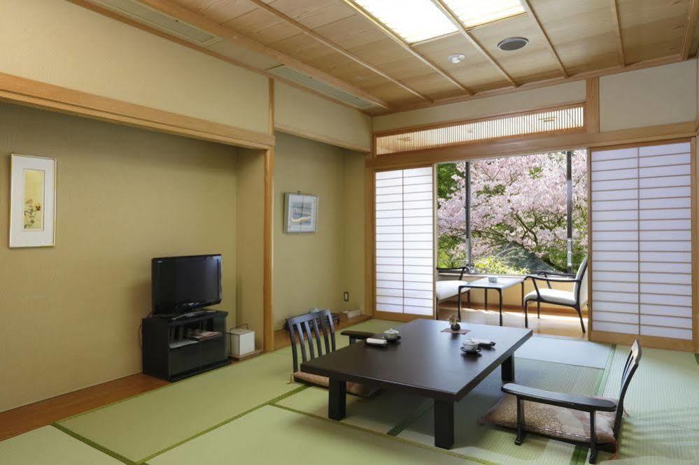 Nagaizumi Sansou Hotel Gotemba Bagian luar foto